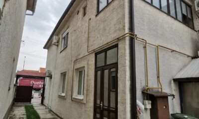 Restoran 151m2 + stambeni objekat  150m2+ plac 12 ari u Novoj Pazovi