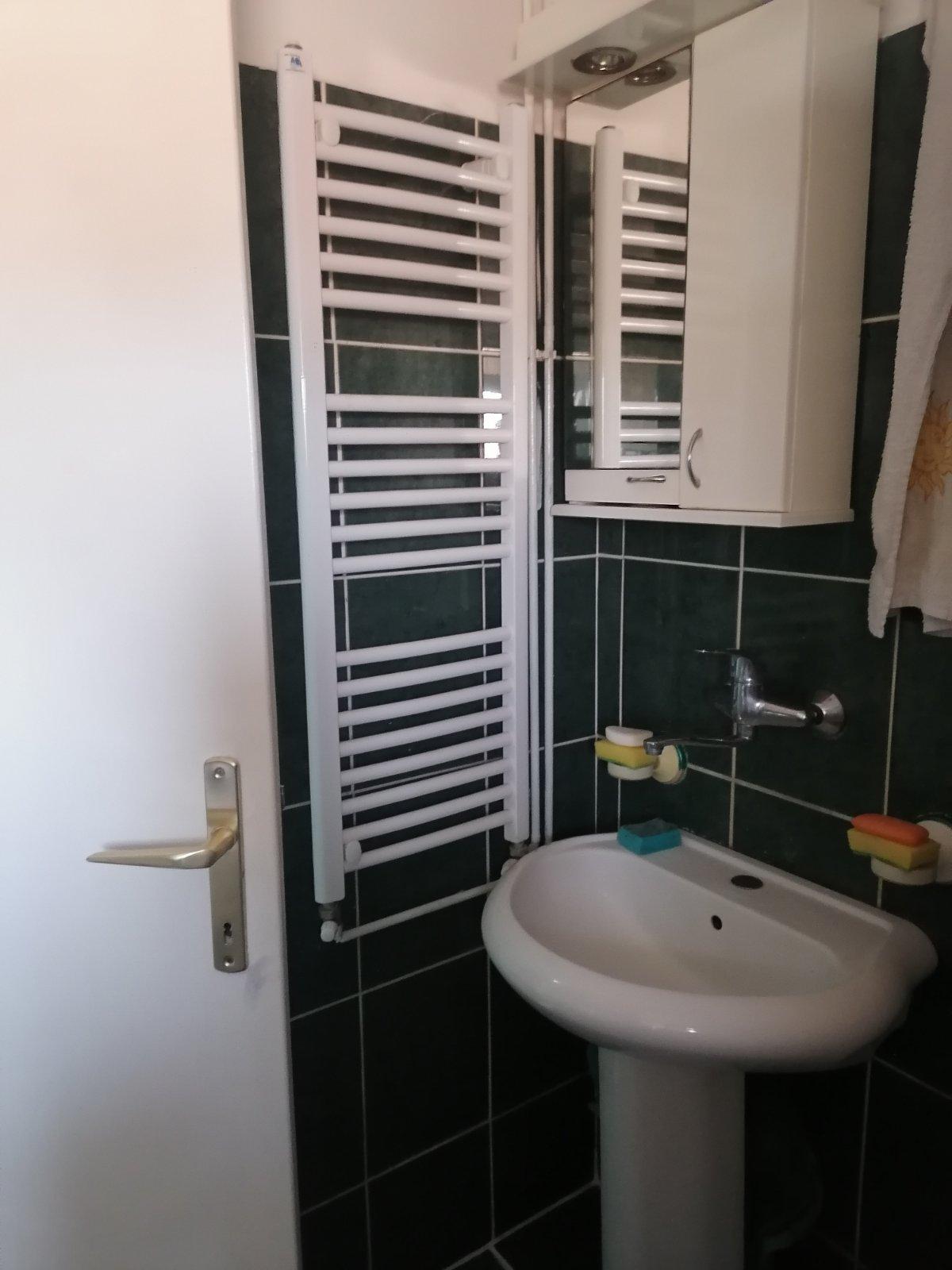 IMG b70e4832c83c9e6d3a9bd60094b2a45b V