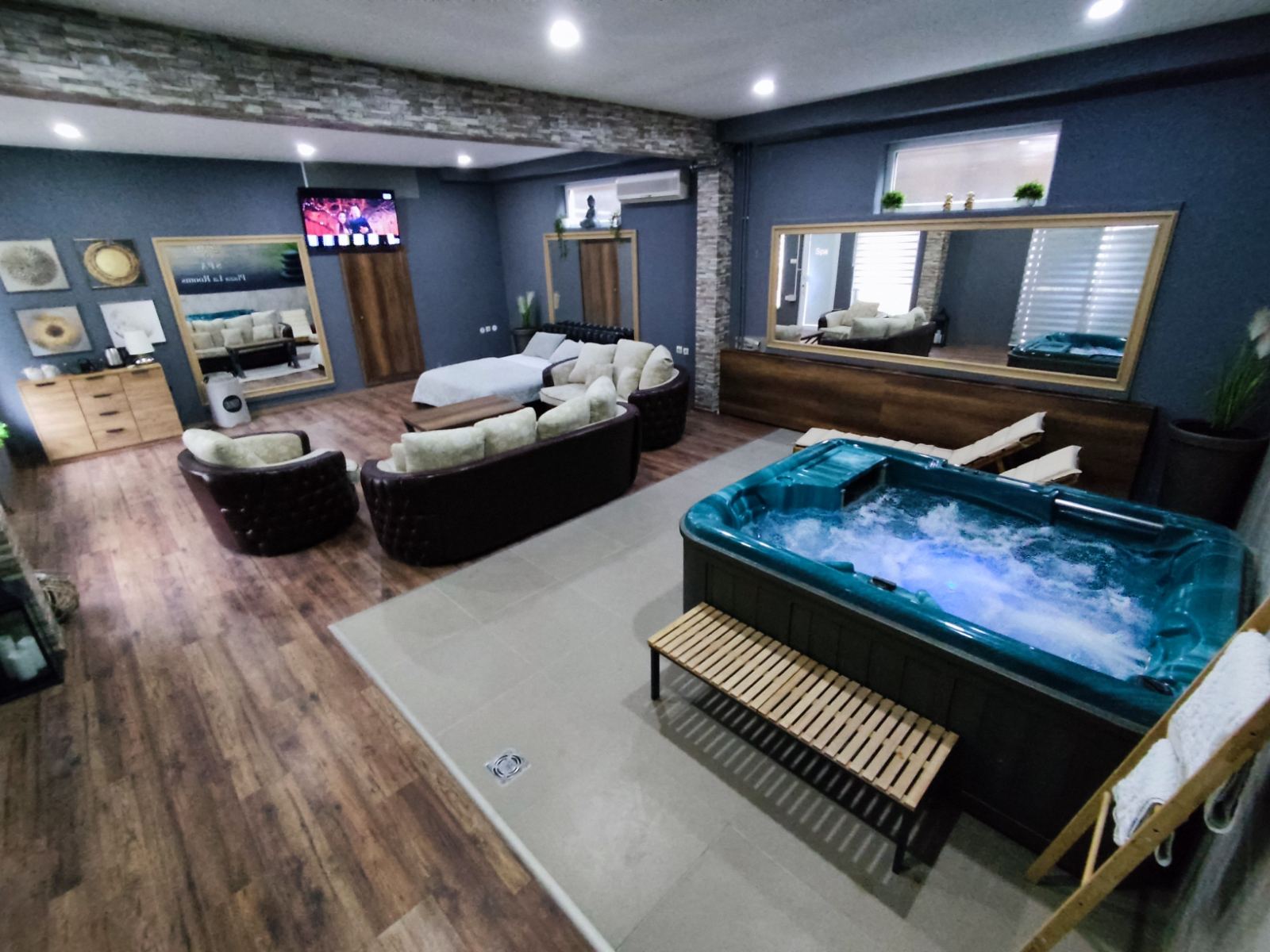 IMG b88f0025181f20b87d19b663647a660e V