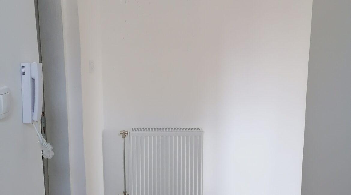 Stan površine 40,68m2 u Novom Sadu, na prvom spratu-Telep