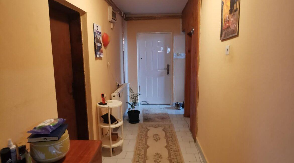 NA PRODAJU spratna kuća od 150m2 u centru Vladimiraca