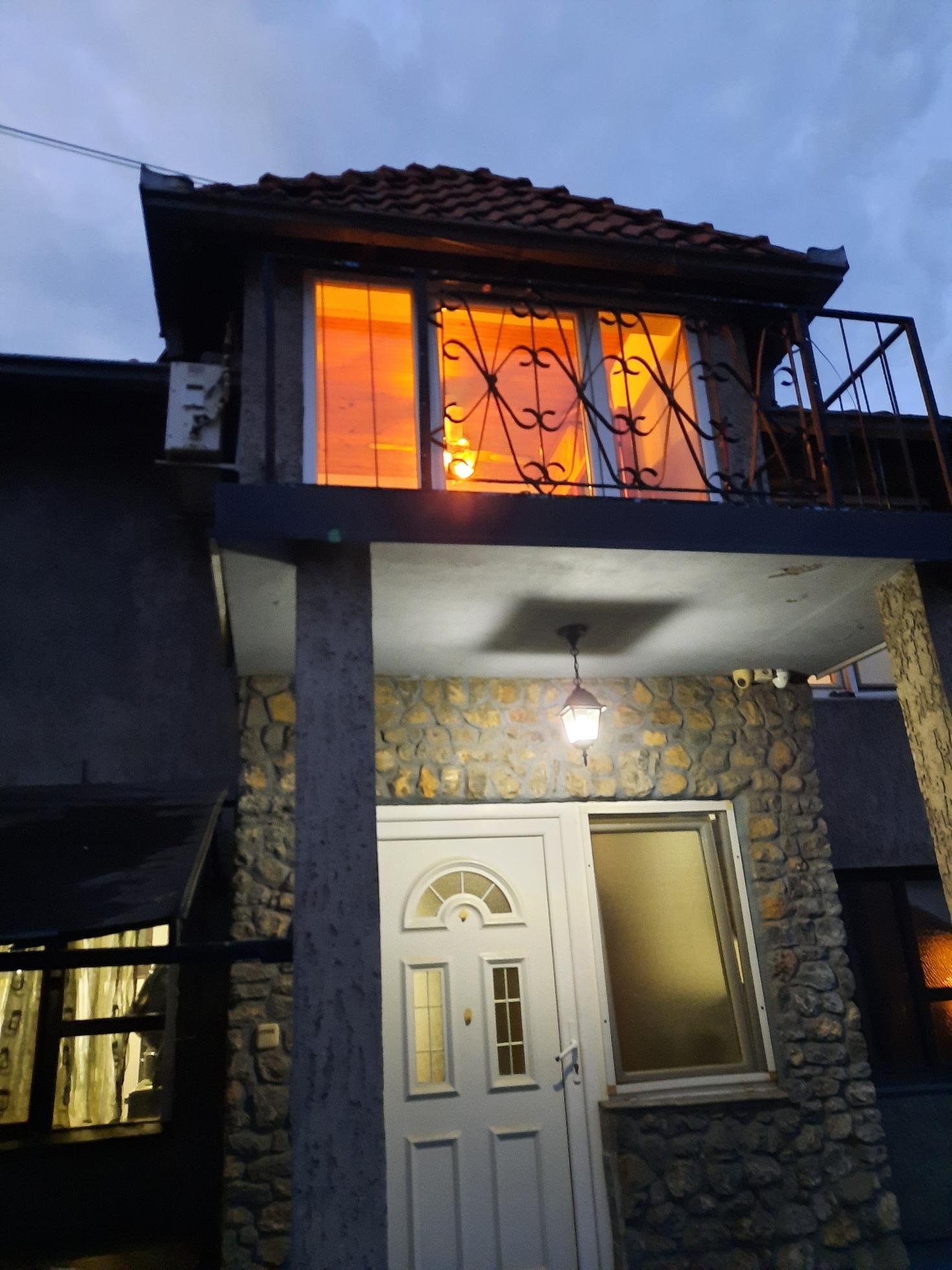 Resize 20231026 200114 4160