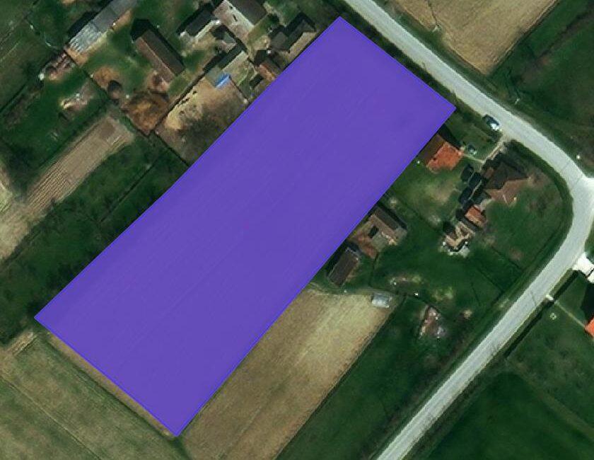 Prodaje se parcela u građevinskom području površine 49 ari – Jalovik, Vladimirci