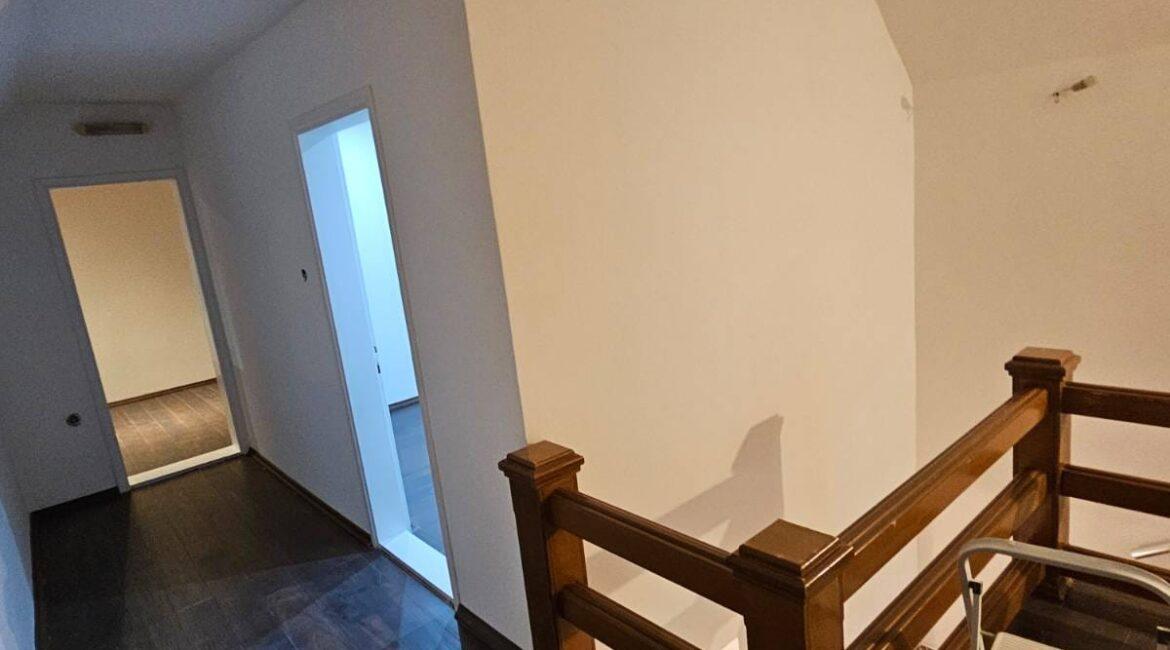 Duplex površine 87m2 u Zemunu
