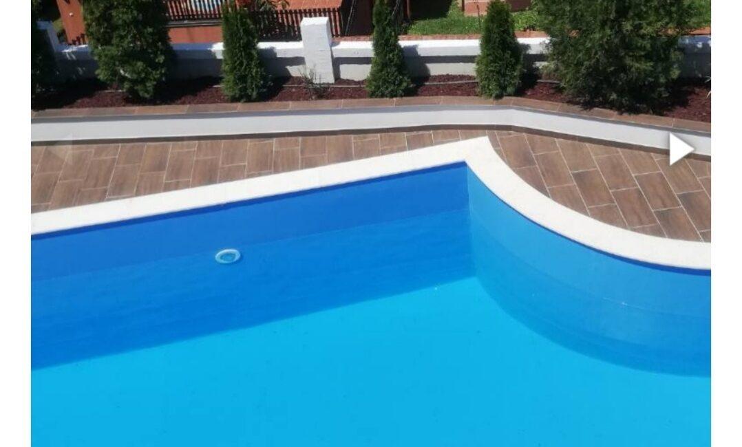 Stambeni objekat Po+P+2 sa bazenom površine od 348m2 na  placu od 5,88 ari-Loznica
