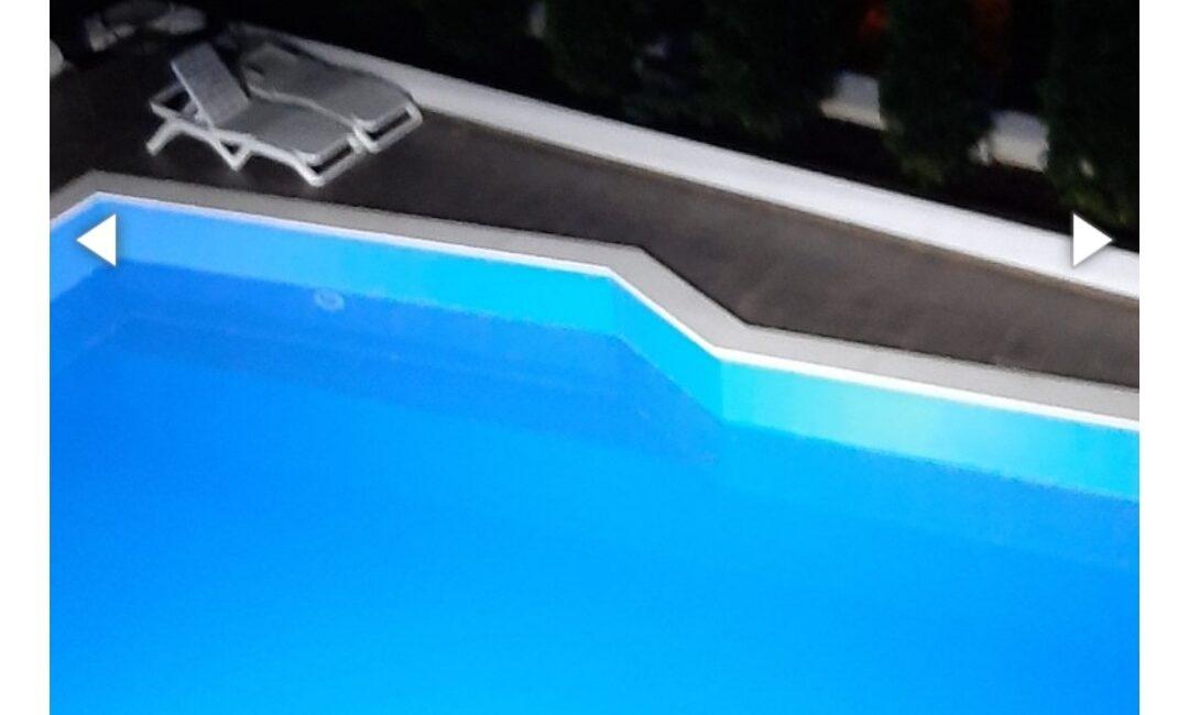 Stambeni objekat Po+P+2 sa bazenom površine od 348m2 na  placu od 5,88 ari-Loznica