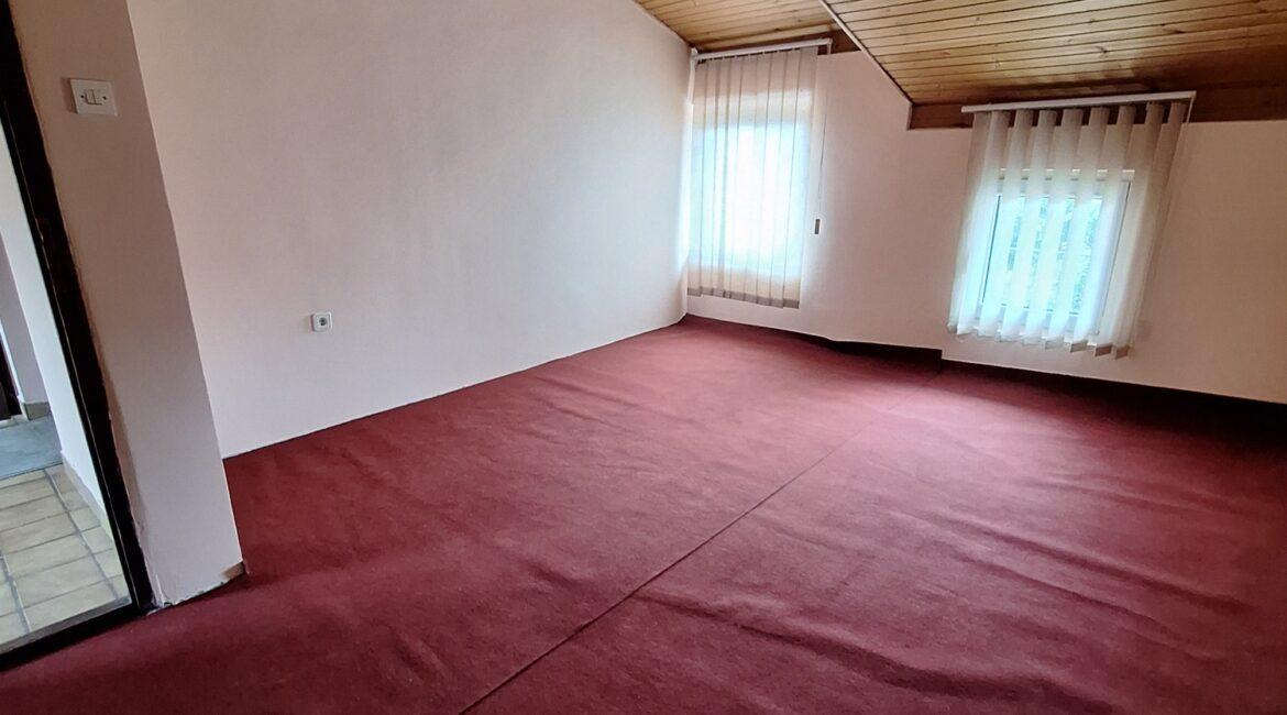 Poslovno-stambeni prostor ukupne površine od 315m2 u ulici Vojvode Mišića u Šapcu