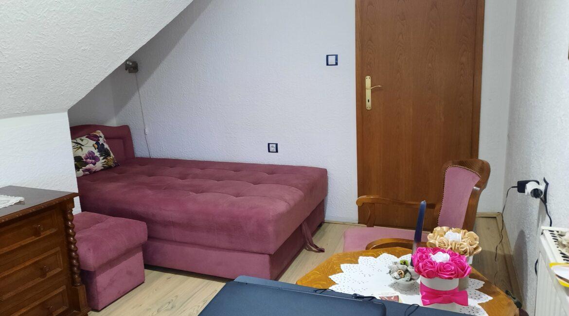Poslovno-stambeni objekat površine od 226m2 u Slepčeviću-Restoran „Mačva“