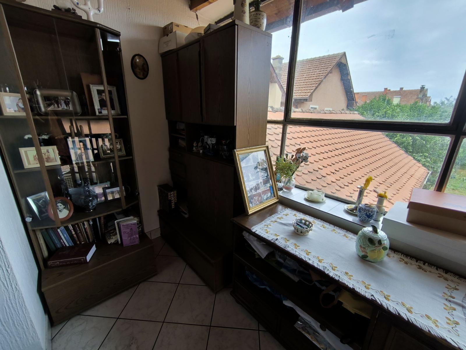 IMG 03295180e38a69d8b0e73e420be4c260 V