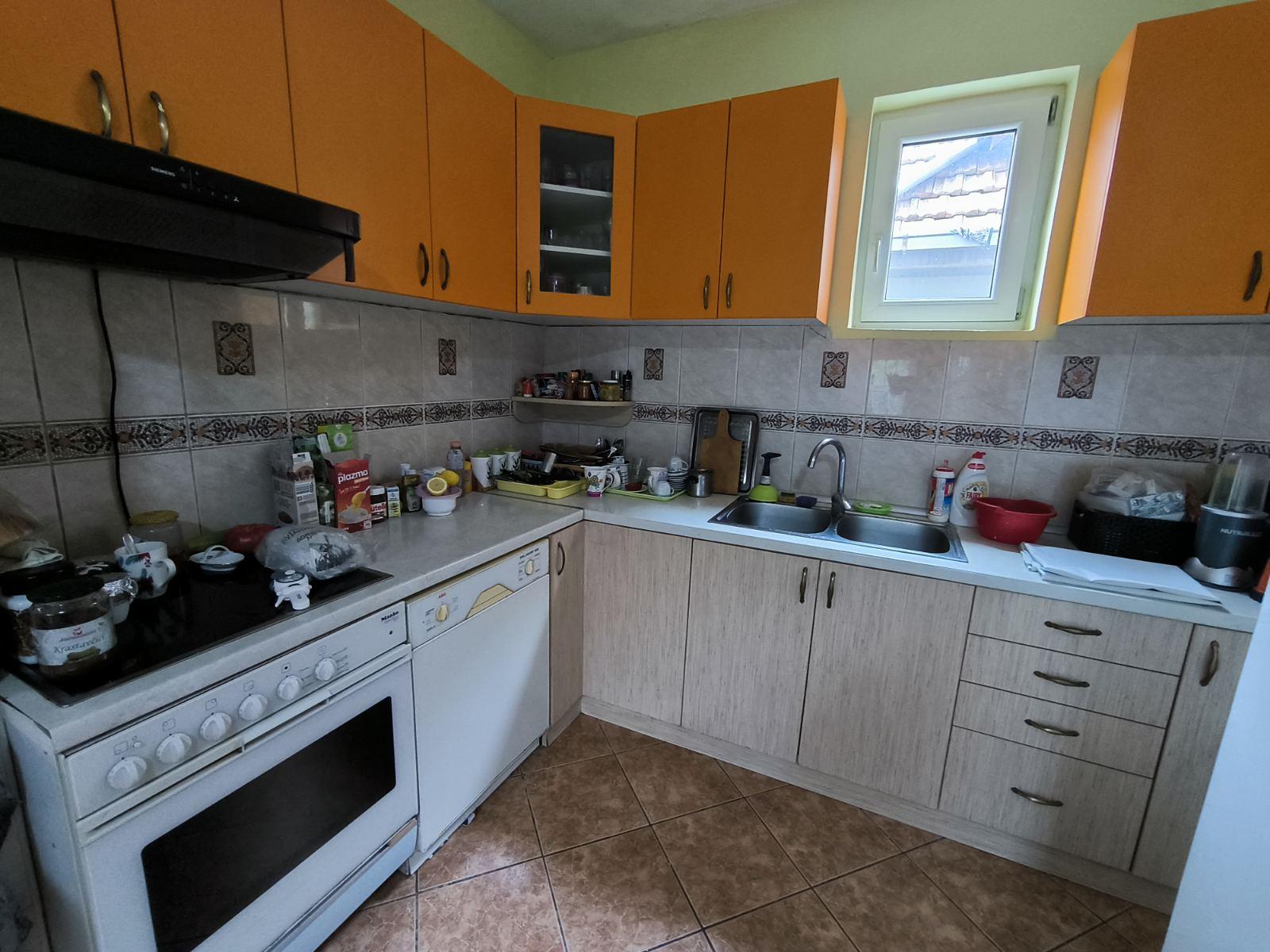 IMG f576bab33012ed04c752c48a547ddc02 V