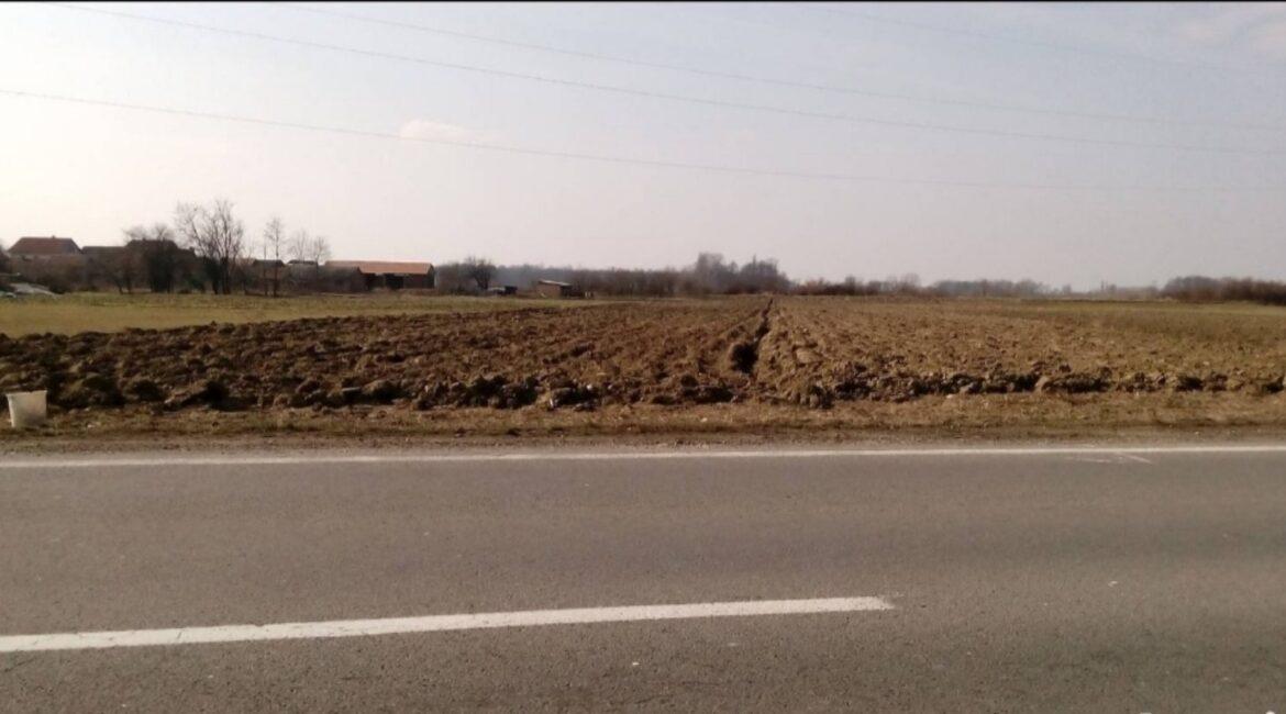 ODLIČNA LOKACIJA ! Parcela od 64 ara u Majuru – obilazni put Šabac – Loznica