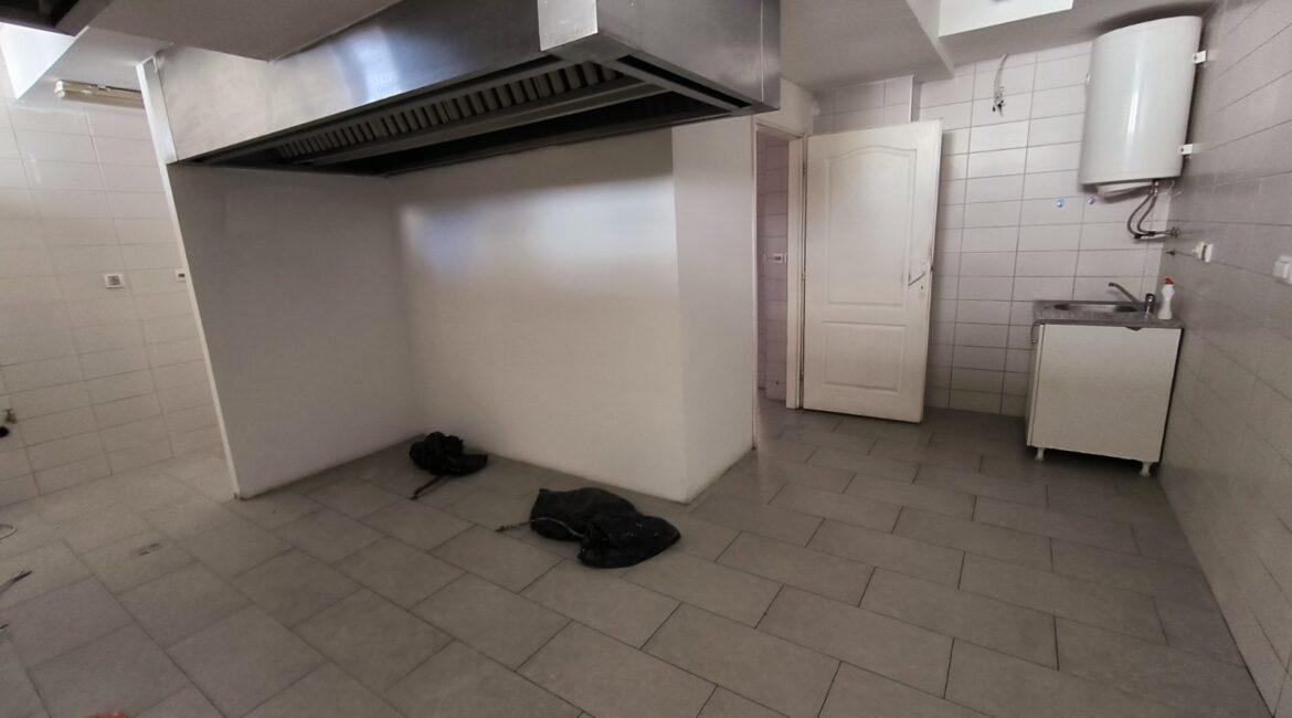 Izdaje se u zakup lokal površine od 231m2 na atraktivnoj lokaciji u Šapcu!