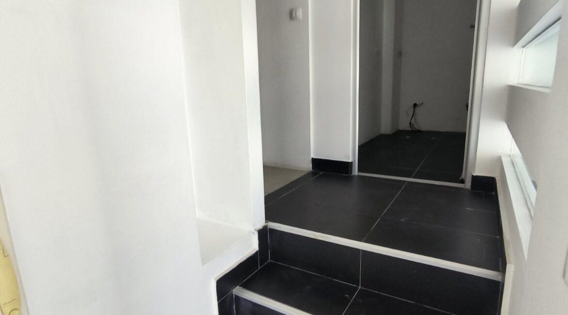 Izdaje se u zakup lokal površine od 231m2 na atraktivnoj lokaciji u Šapcu!