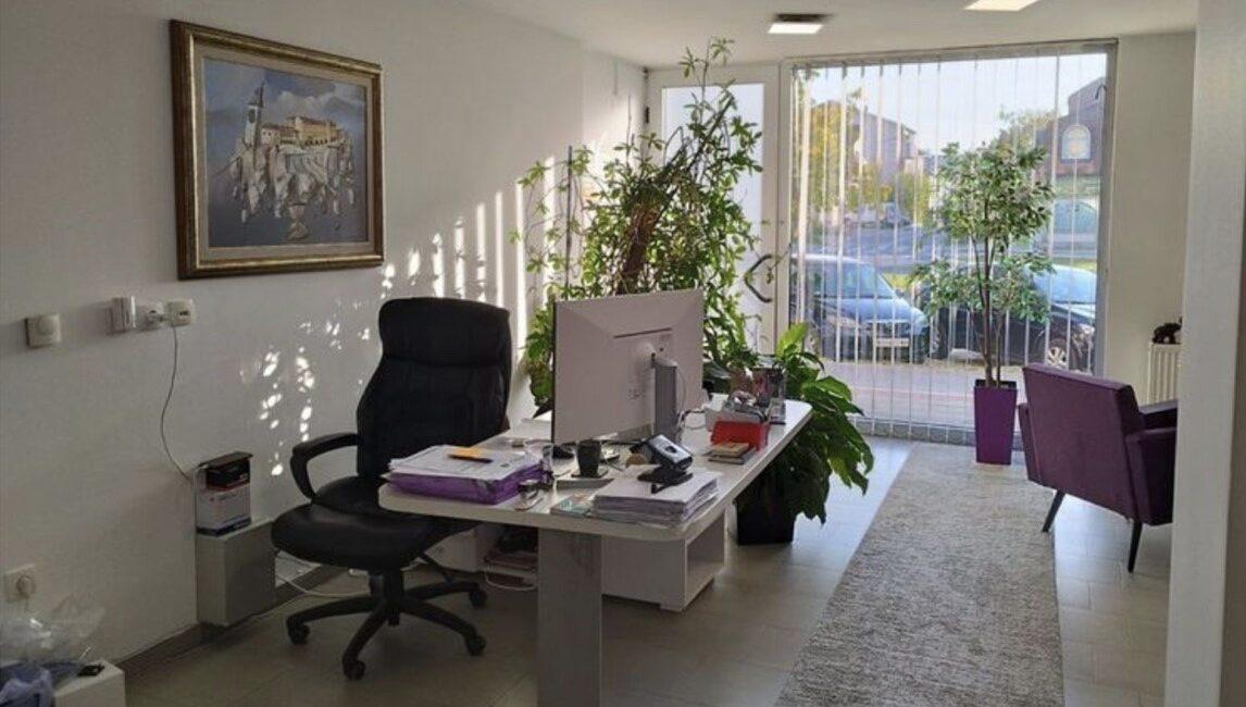 Prodaje se poslovni prostor-lokal od 119m2 – Bulevar Patrijarha Pavla – Novi Sad