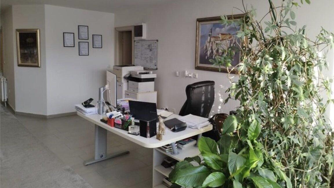 Prodaje se poslovni prostor-lokal od 119m2 – Bulevar Patrijarha Pavla – Novi Sad