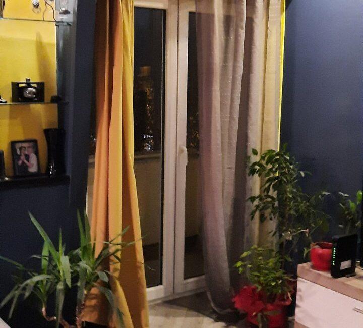 Stan ukupne površine 64m2 u centru Šapca (dva odvojena stambena prostora)-I sprat