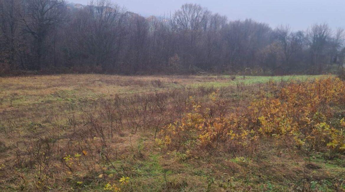 Prodaje se parcela  površine 80 ari – Klupci, Loznica