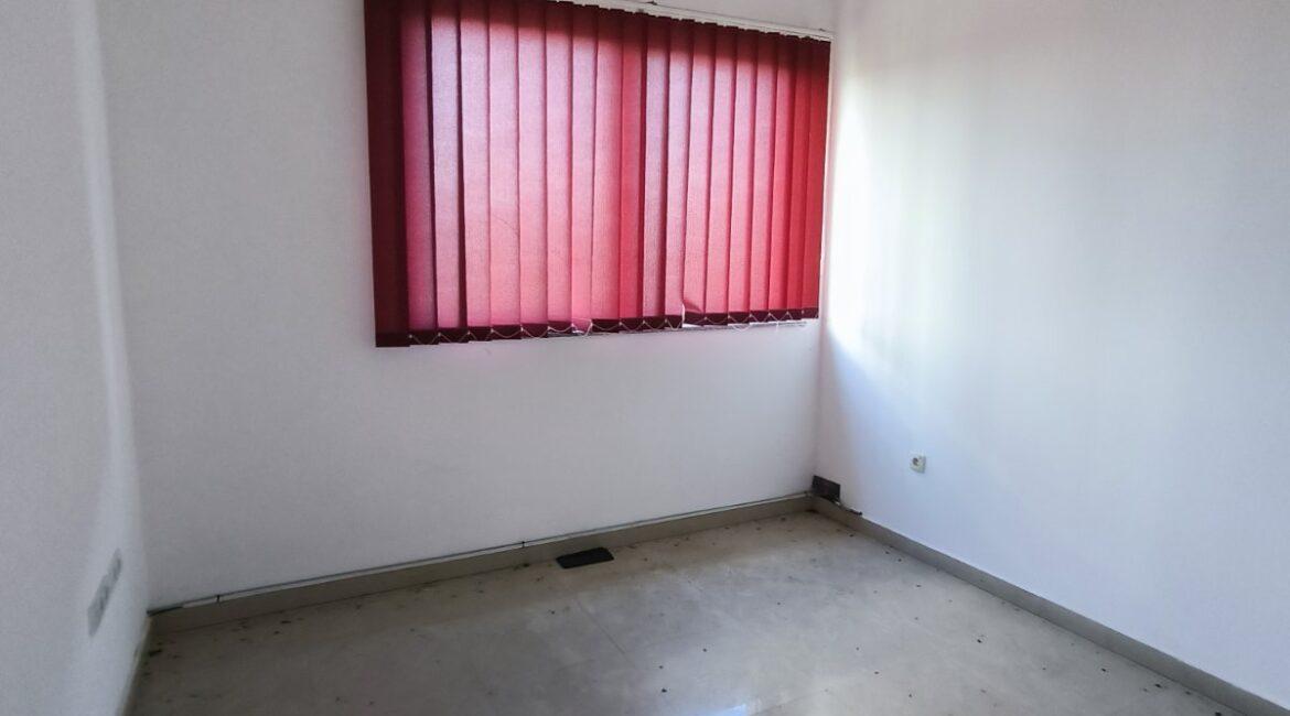 Prodaje se hala /proizvodno-magacinski prostor/ površine 4.724m2 na parceli od 10907m2-Klenak