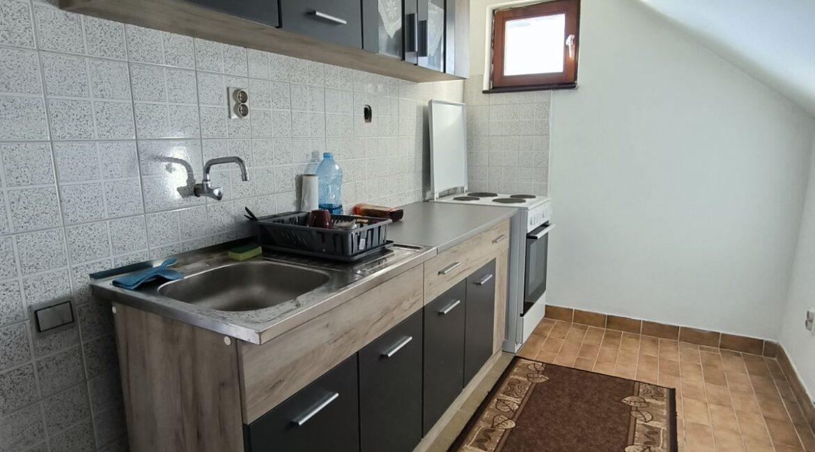 Porodična kuća površine 189m2 + garaža na placu od 314m2-Majur,Šabac-PREPORUKA!