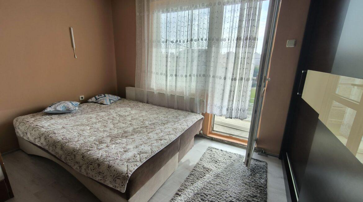 Kuća površine 272m2 sa pomoćnim objektom od 26m2 na placu od 2,71 ara-Šabac,naselje Čavić