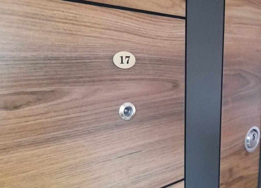 Stan površine od 59 m2 sa parking mestom-Sremska Mitrovica-TOPLA PREPORUKA