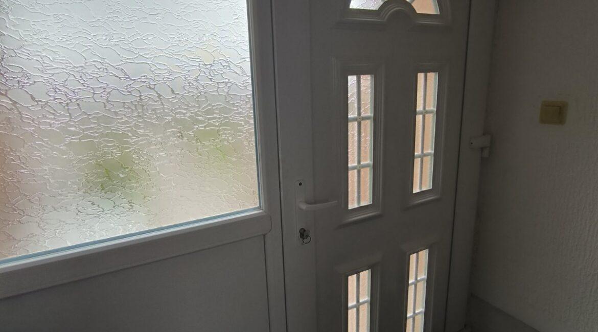 Na prodaju kuća površine od 160m2 na placu od 3,88 ari – Centar Majura