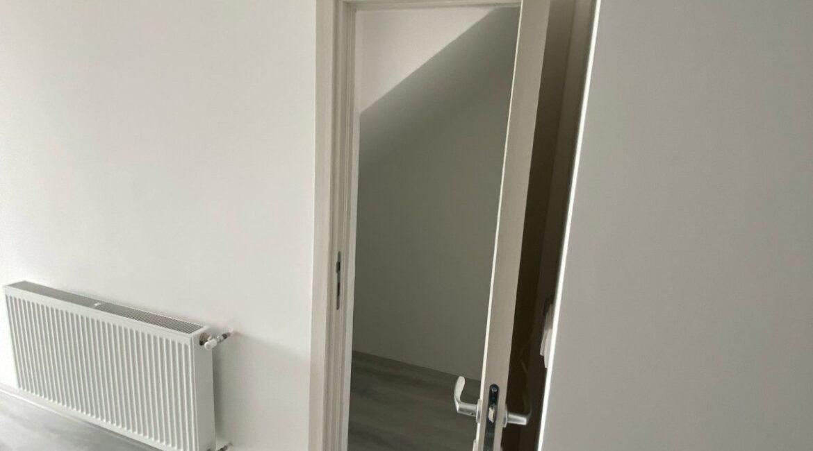 Na prodaju!Dupleks površine 70m2+parking mesto-Šabac (naselje Trijangla)