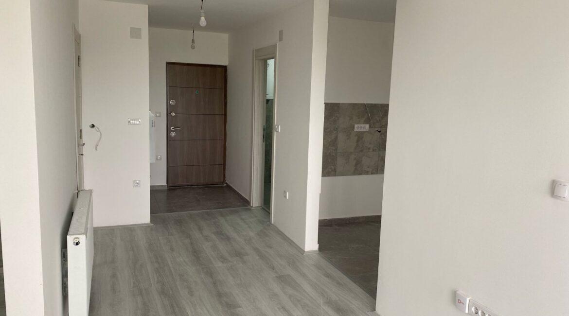 Na prodaju!Dupleks površine 70m2+parking mesto-Šabac (naselje Trijangla)