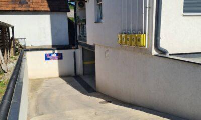 Na prodaju garažno mesto-Loznica