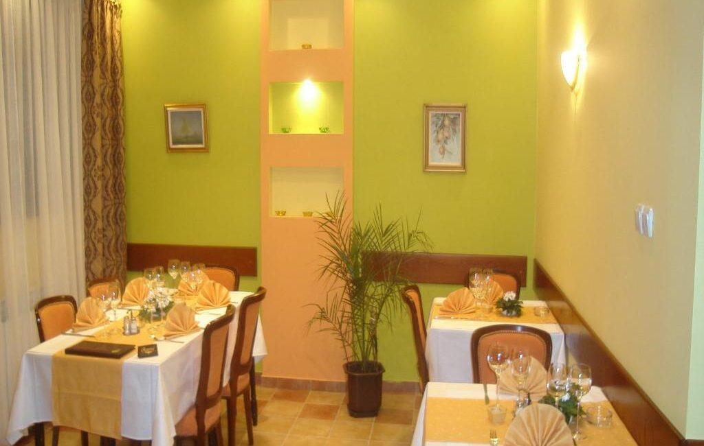 Na prodaju hotel „Vila Sunce“ u Staroj Pazovi