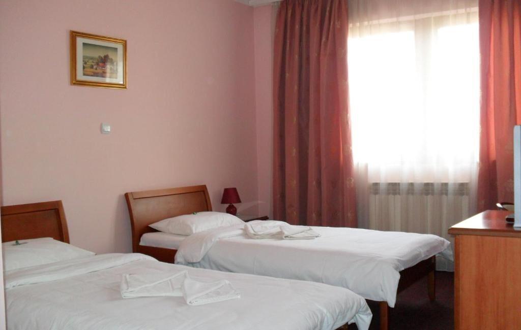 Na prodaju hotel „Vila Sunce“ u Staroj Pazovi