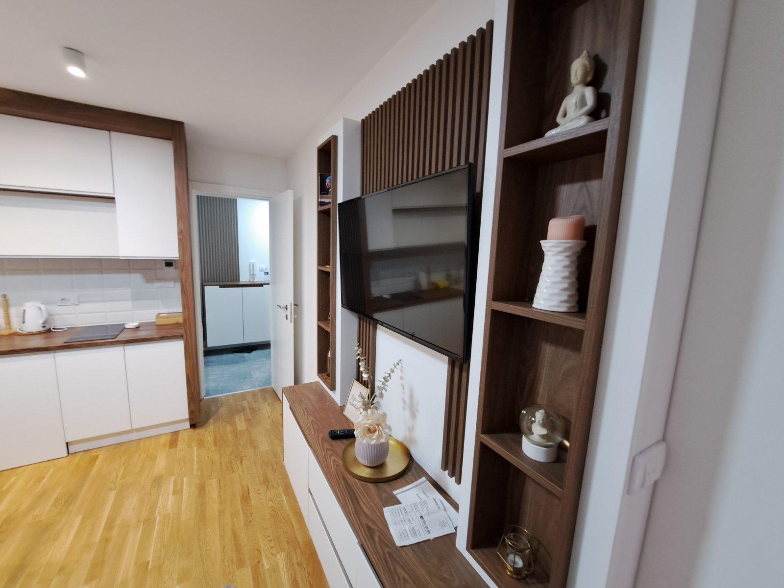 viber slika 2025 07 07 21 06 48 099